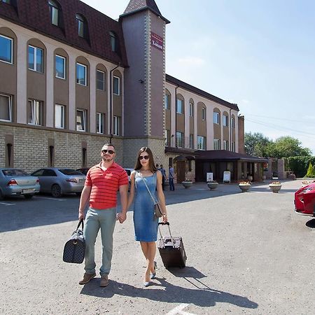 Hotel Kamelot Omsk Zewnętrze zdjęcie